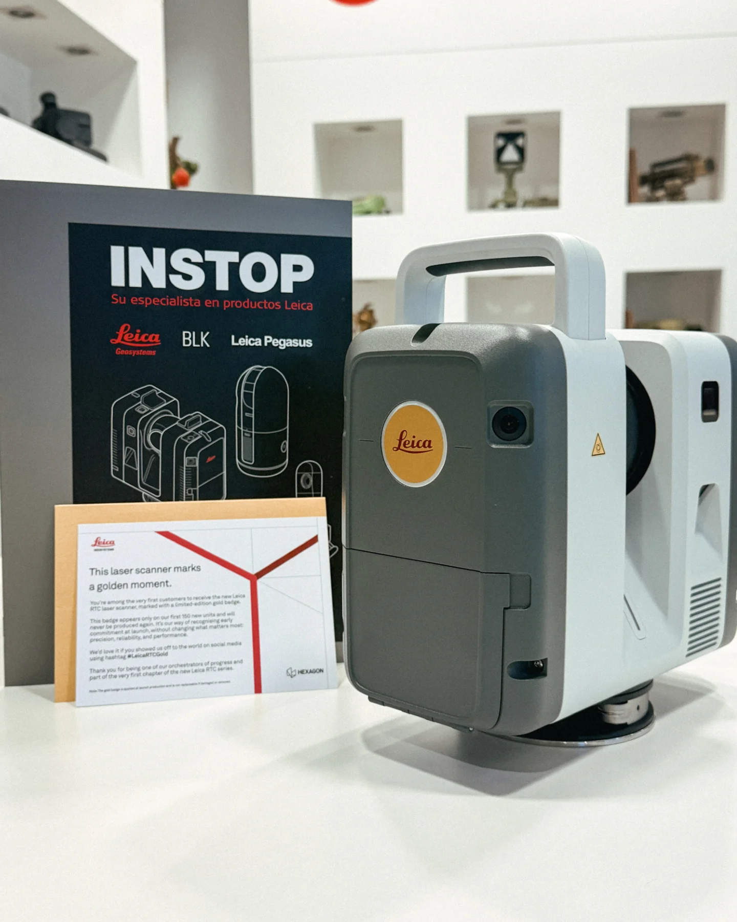 LEICA RTC primera unidad