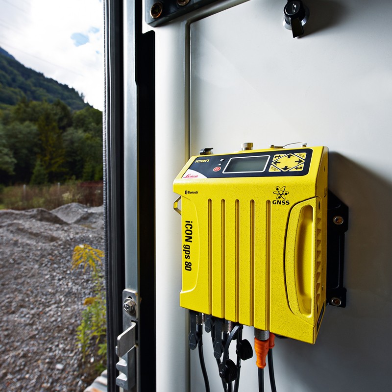 iCON gps 80 Base Station